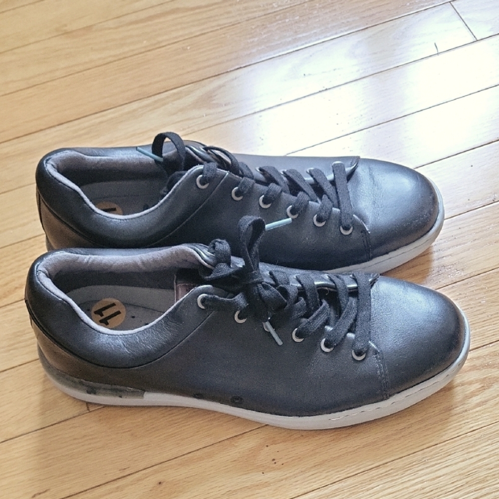 Worn Once Shoes Size 11 EARTH ELEMENTS